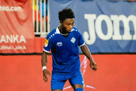 وكيل أعمال دوجلاس أوسو ليلا كورة: الأهلي يفاوض نادي رادنيك الصربي لضمه